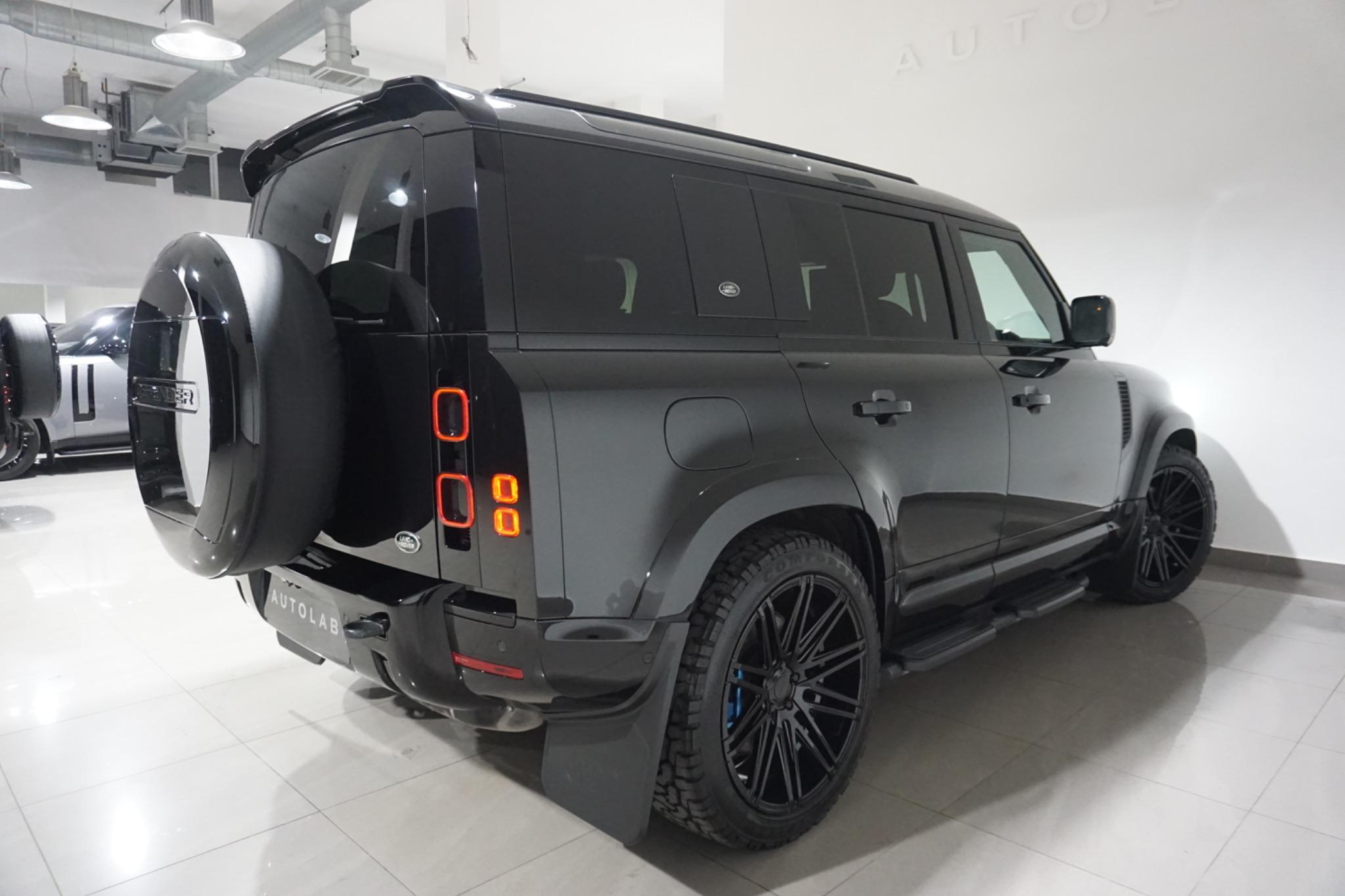 Land Rover Defender 110 3.0 D250 MHEV X-Dynamic HSE Auto 4WD Euro 6 (s/s) 5dr